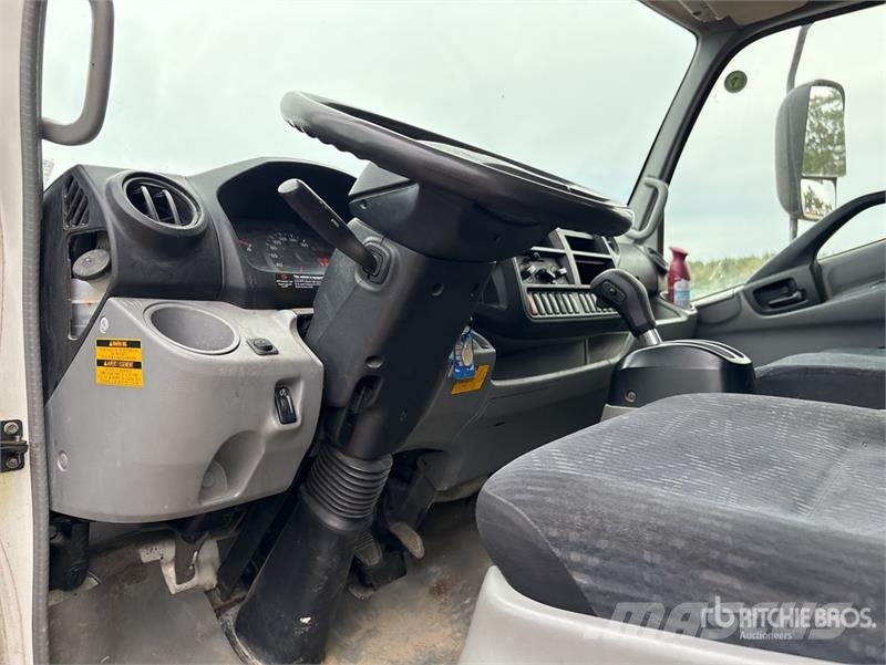 Hino 195 탑차 트럭
