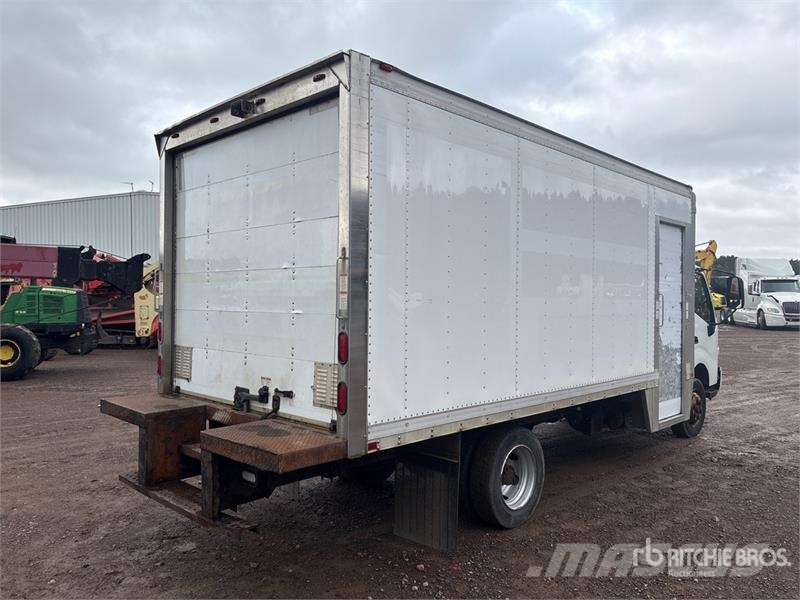 Hino 195 Camion Fourgon