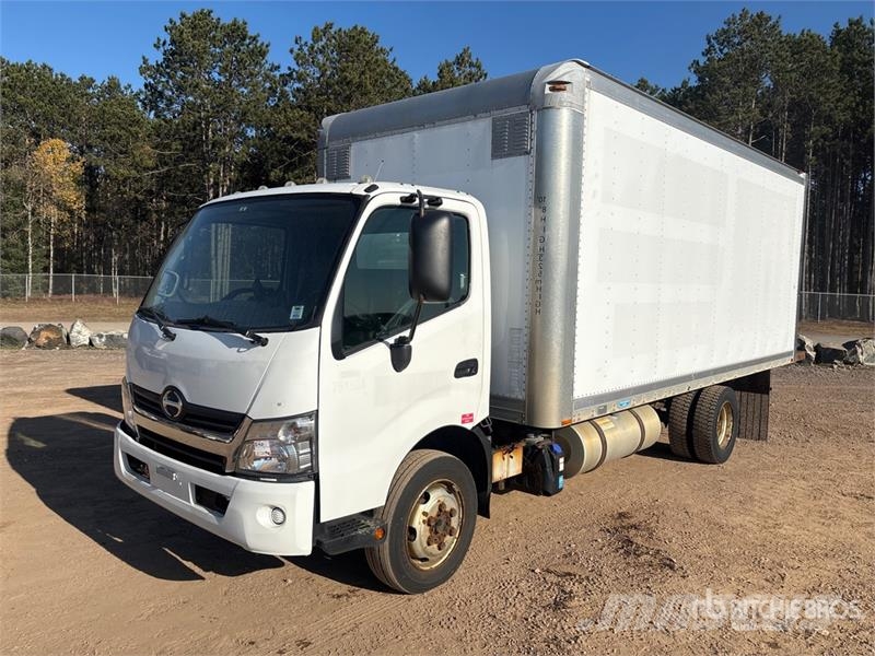 Hino 195 Tovornjaki zabojniki