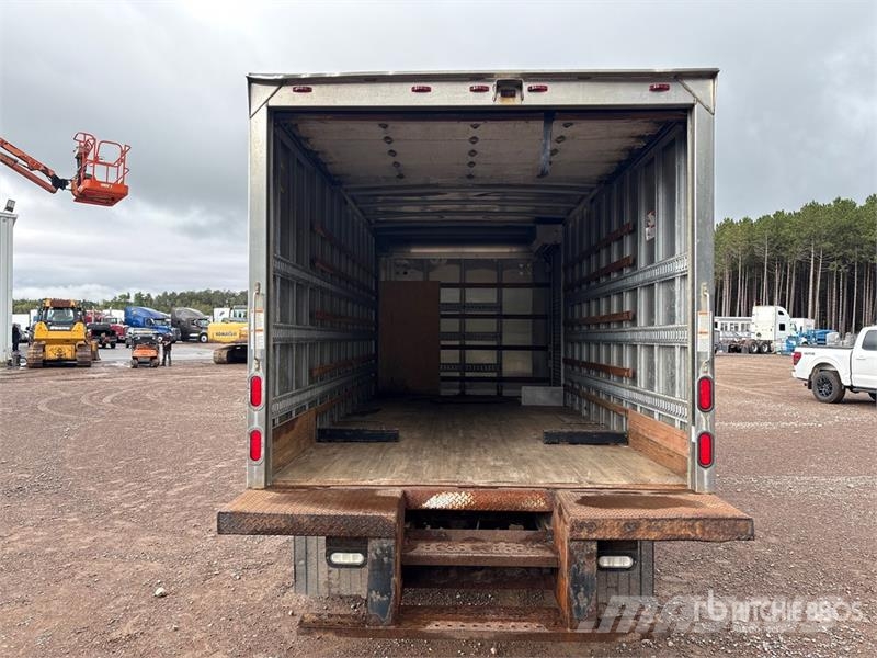 Hino 195 Camion Fourgon