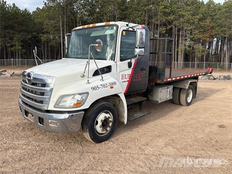 Hino 268 4x2 Roll-Off Truck Скиповые погрузчики