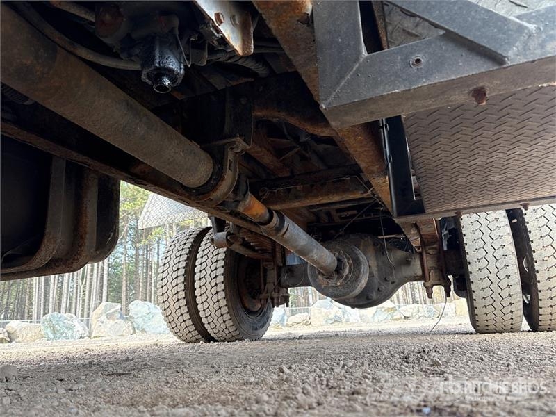 Hino 268 4x2 Roll-Off Truck Скиповые погрузчики