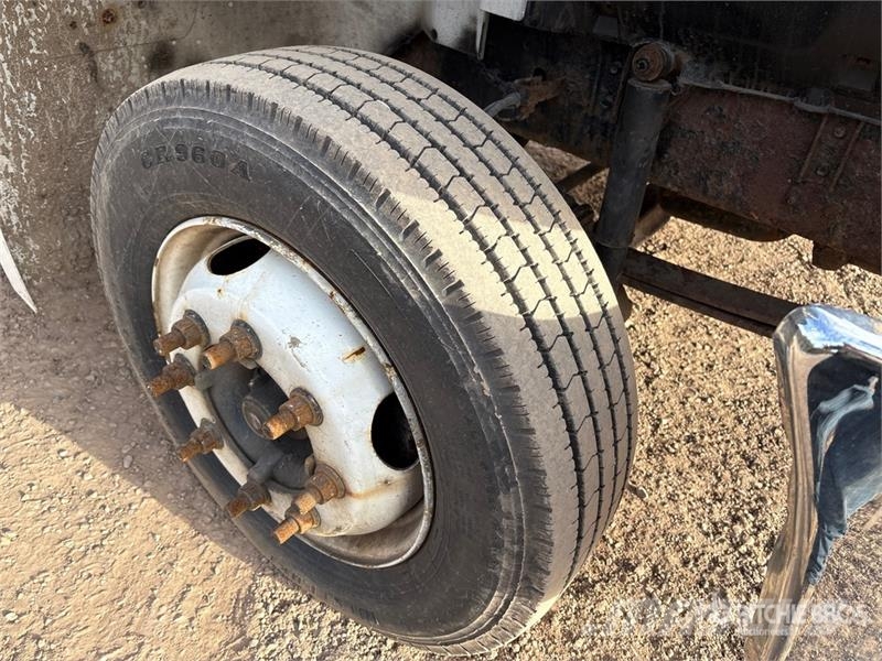Hino 268 4x2 Roll-Off Truck Скиповые погрузчики