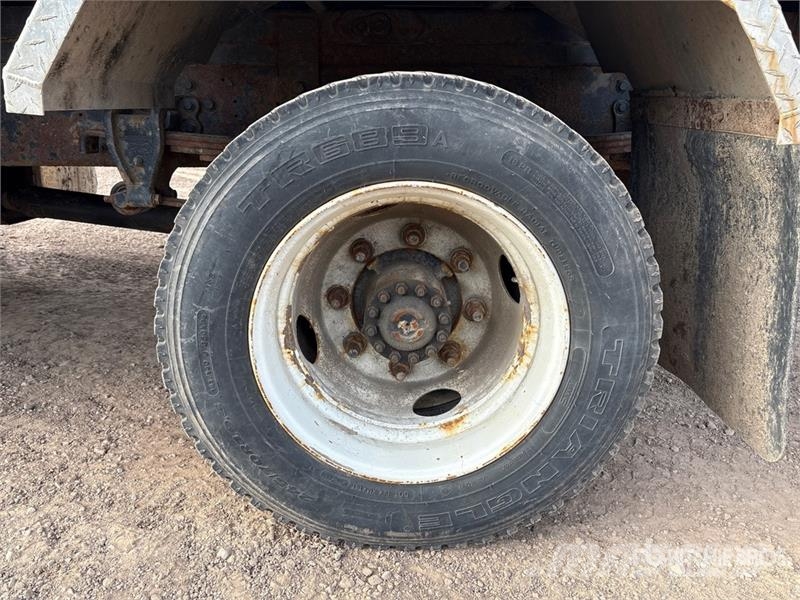 Hino 268 4x2 Roll-Off Truck Скиповые погрузчики