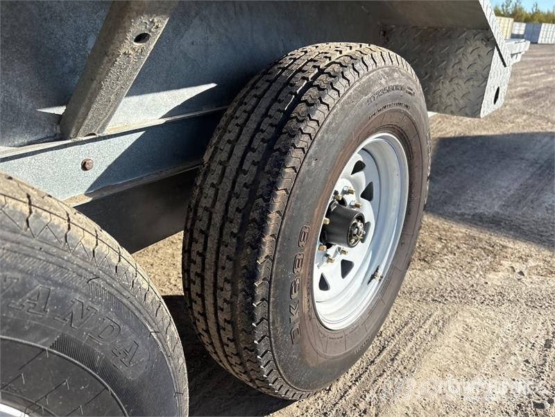 HMD 23 ft T/A Tilt Deck Trailer Dieplader