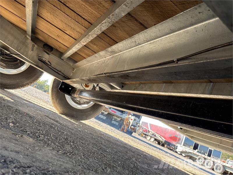 HMD 23 ft T/A Tilt Deck Trailer Dieplader