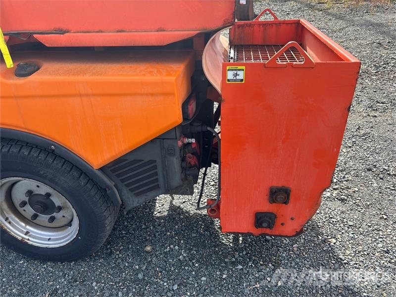 Holder S75 Municipal Tractor Construction - Others
