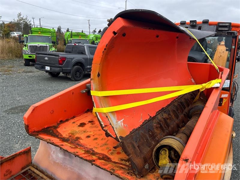 Holder S75 Municipal Tractor معدات البناء - غير ذلك