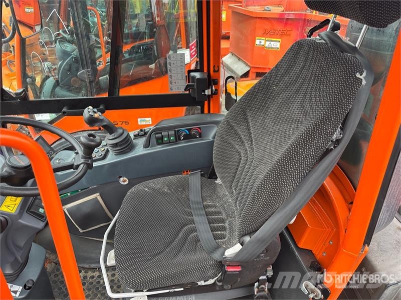 Holder S75 Municipal Tractor معدات البناء - غير ذلك