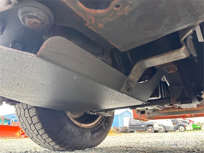 Holder S75 Municipal Tractor معدات البناء - غير ذلك