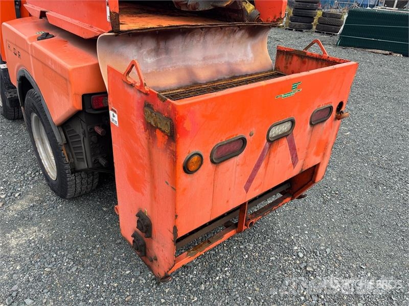 Holder S75 Municipal Tractor معدات البناء - غير ذلك