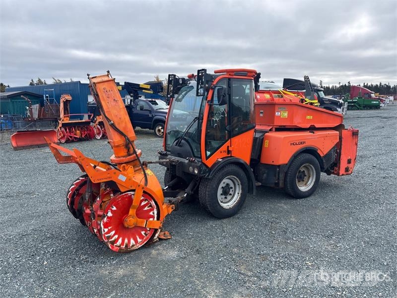 Holder S75 Municipal Tractor معدات البناء - غير ذلك