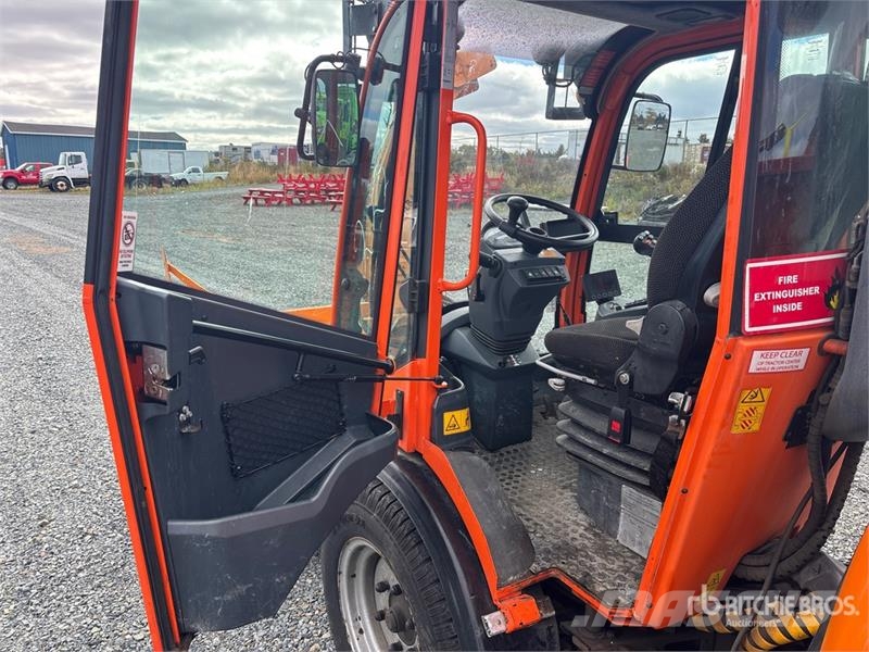 Holder S75 Municipal Tractor Construction - Others