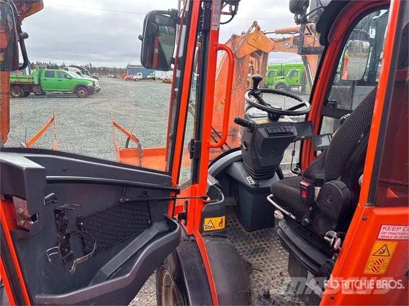 Holder S75 Municipal Tractor Būvniecība- Citi
