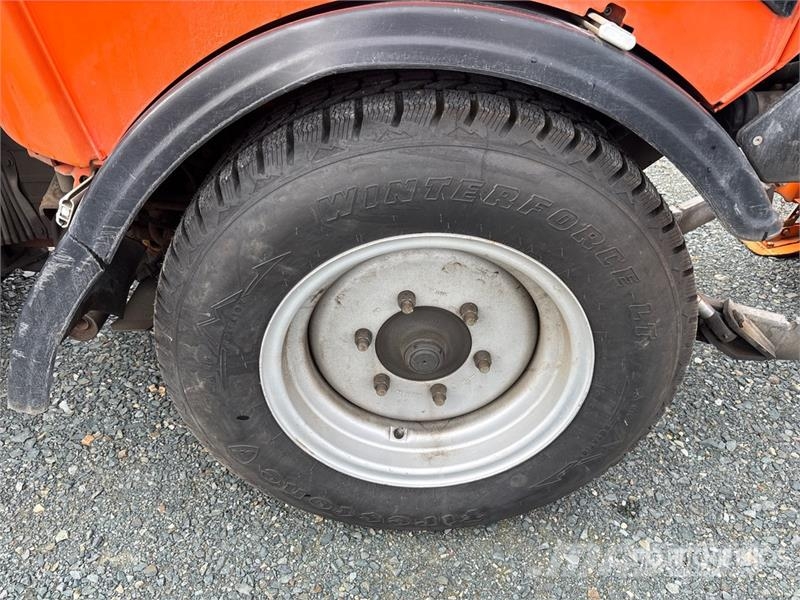 Holder S75 Municipal Tractor معدات البناء - غير ذلك