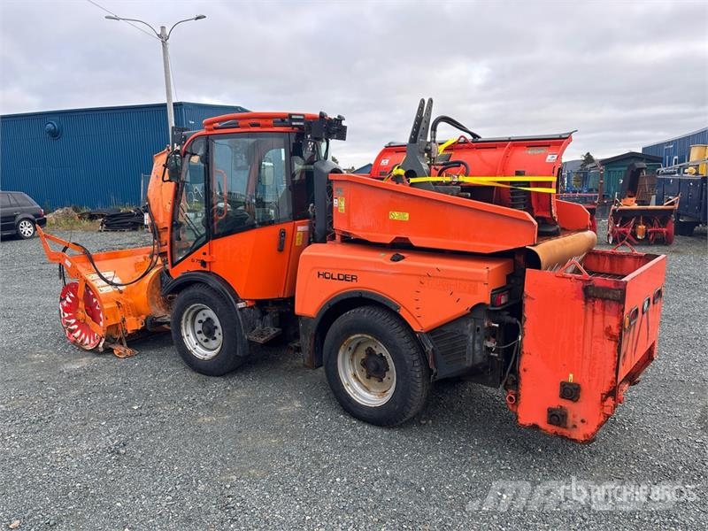 Holder S75 Municipal Tractor معدات البناء - غير ذلك