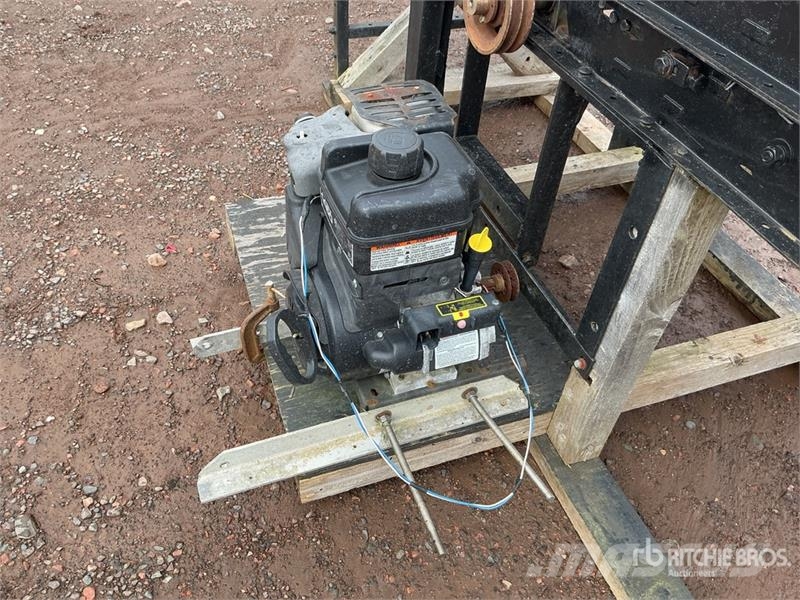 Homemade 2 ft 3 in x 10 ft Table Saw Muud osad