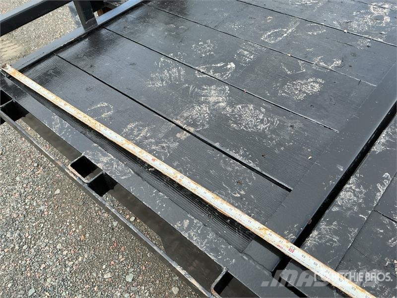 Homemade 20 ft T/A Tilt Deck Trailer Nizki nakladalci