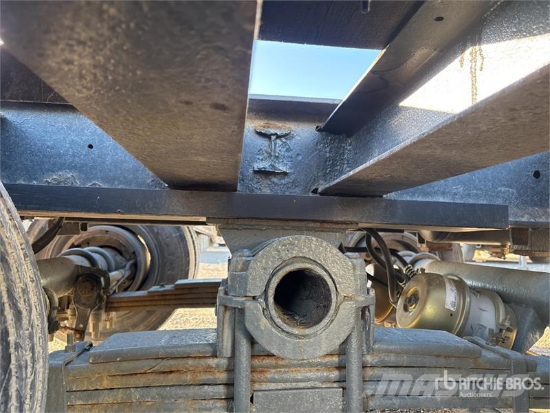  Homemade 28 ft T/A Equipment Trailer Autotransporter prikolice