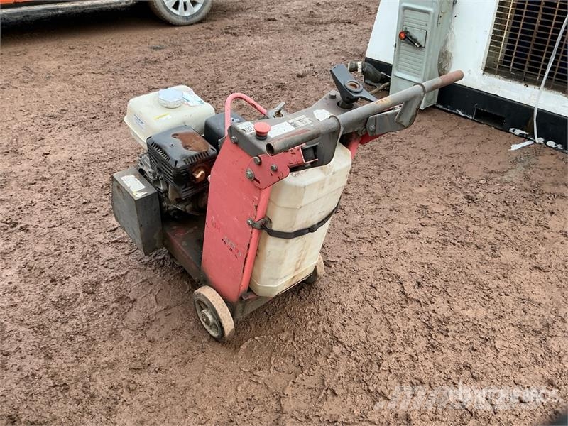 Husqvarna FS400LV Lentpjūvės