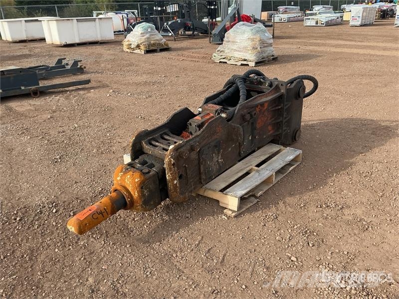  Hydraulic Breaker مطارق / كسارات