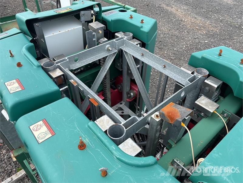  Hydro-Mobile F300-600 T2 Tower Sections and Electr Andamios