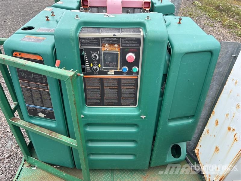  Hydro-Mobile F300-600 T2 Tower Sections and Electr Andamios