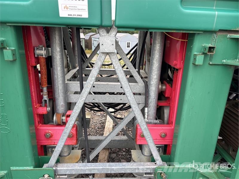 Hydro-Mobile F300-600 T2 Tower Sections and Electr Andamios