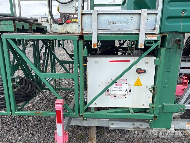  Hydro-Mobile F300-600 T2 Tower Sections and Electr Andamios