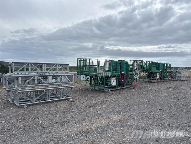  Hydro-Mobile F300-600 T2 Tower Sections and Electr Andamios