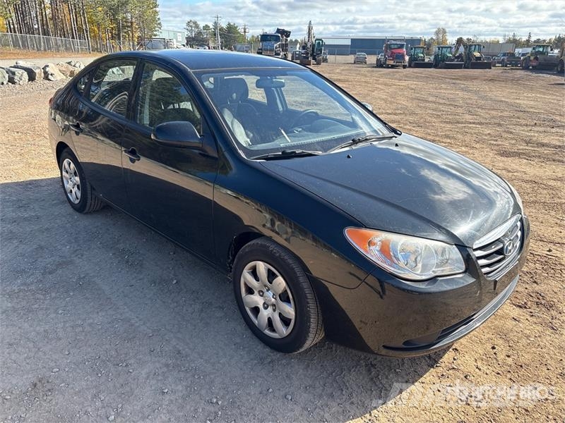 Hyundai Elantra Automobile 汽车