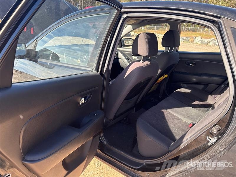 Hyundai Elantra Automobile 汽车