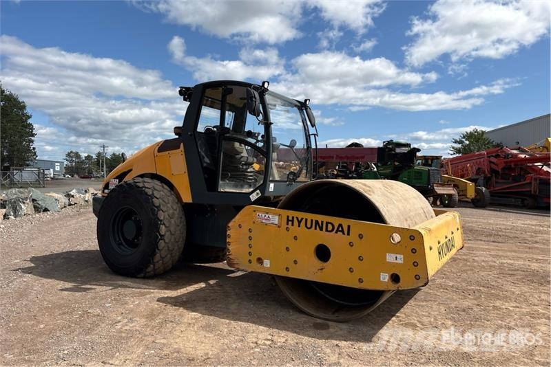 Hyundai HR120C-9 Smooth Drum Compactor Single drum rollers