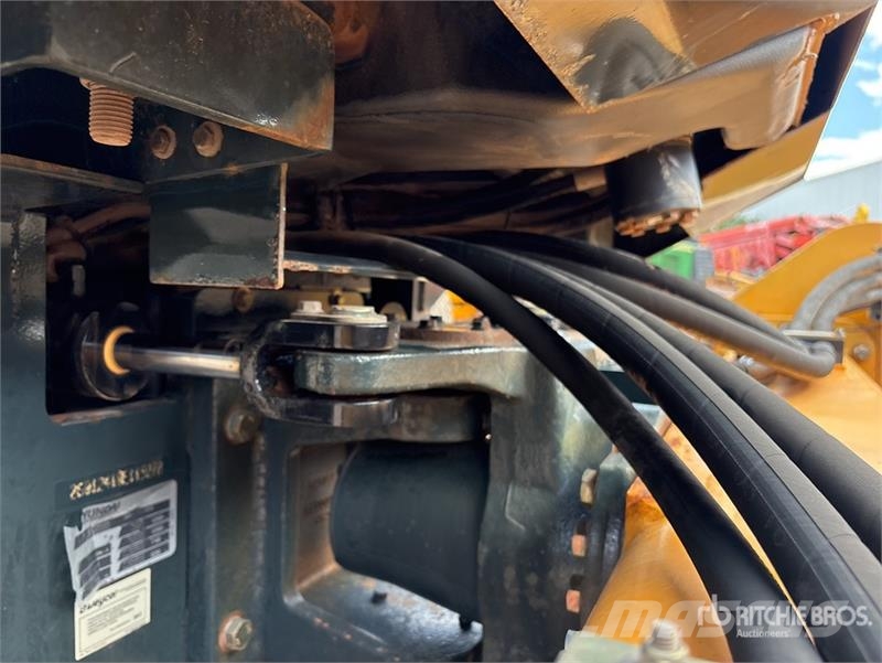 Hyundai HR120C-9 Smooth Drum Compactor Single drum rollers