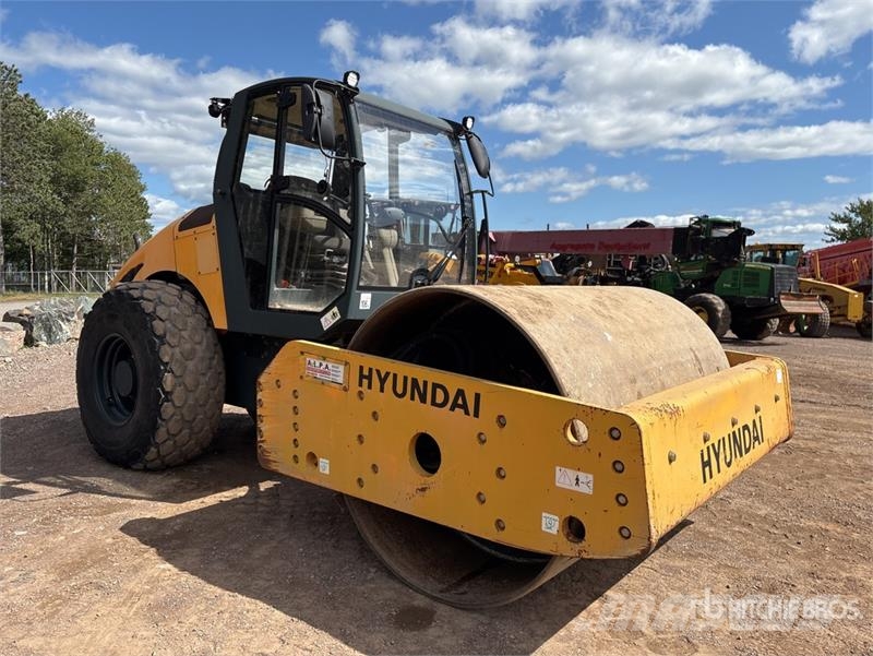 Hyundai HR120C-9 Smooth Drum Compactor Single drum rollers