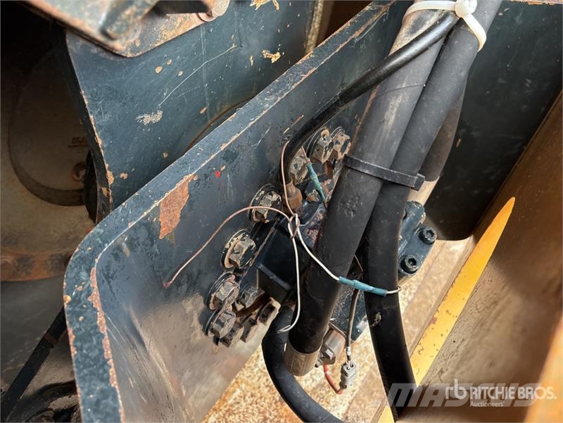 Hyundai HR120C-9 Smooth Drum Compactor Single drum rollers