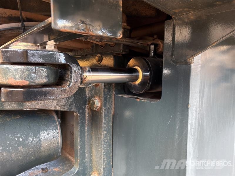 Hyundai HR120C-9 Smooth Drum Compactor Single drum rollers