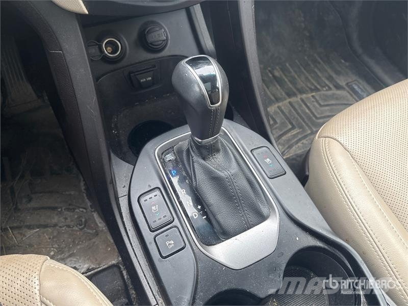 Hyundai Santa Fe Xl AWD SUV Cars