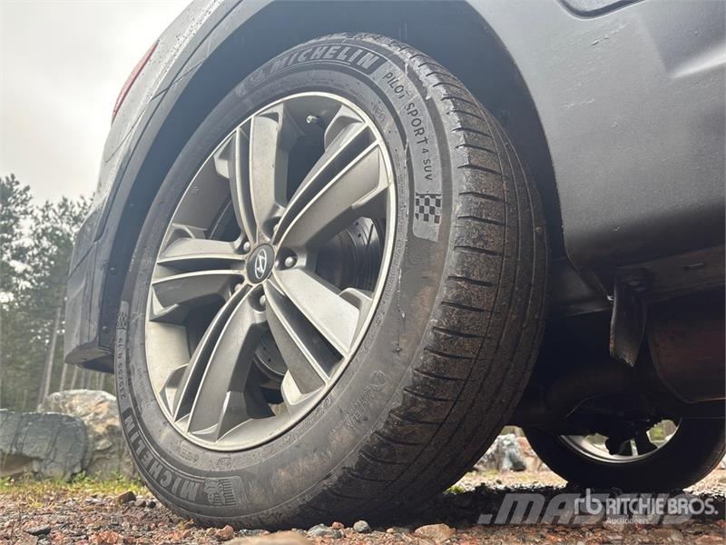 Hyundai Santa Fe Xl AWD SUV Cars