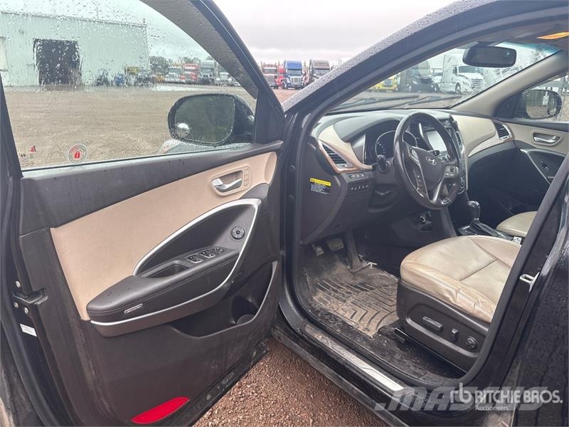 Hyundai Santa Fe Xl AWD SUV Cars