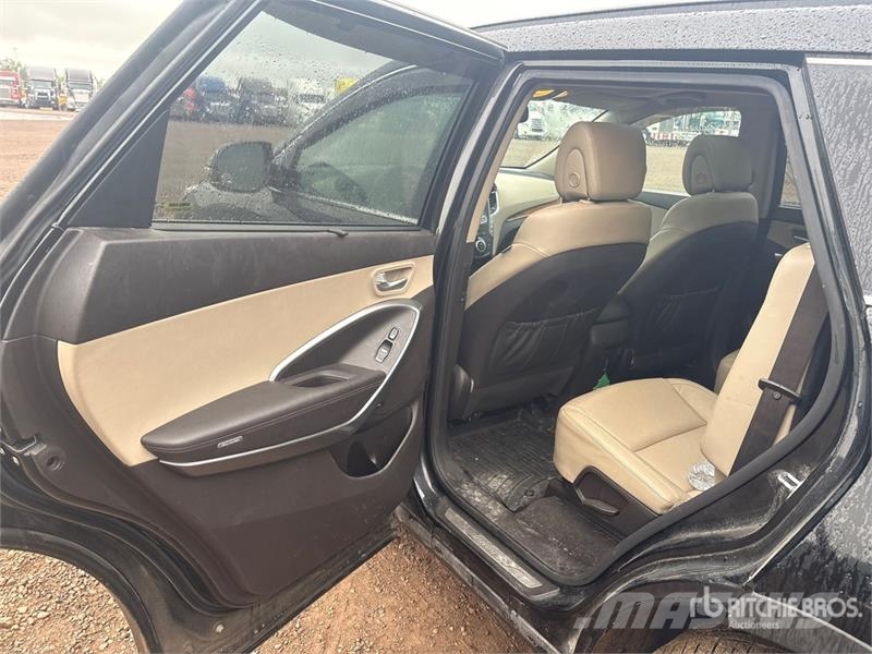 Hyundai Santa Fe Xl AWD SUV Cars