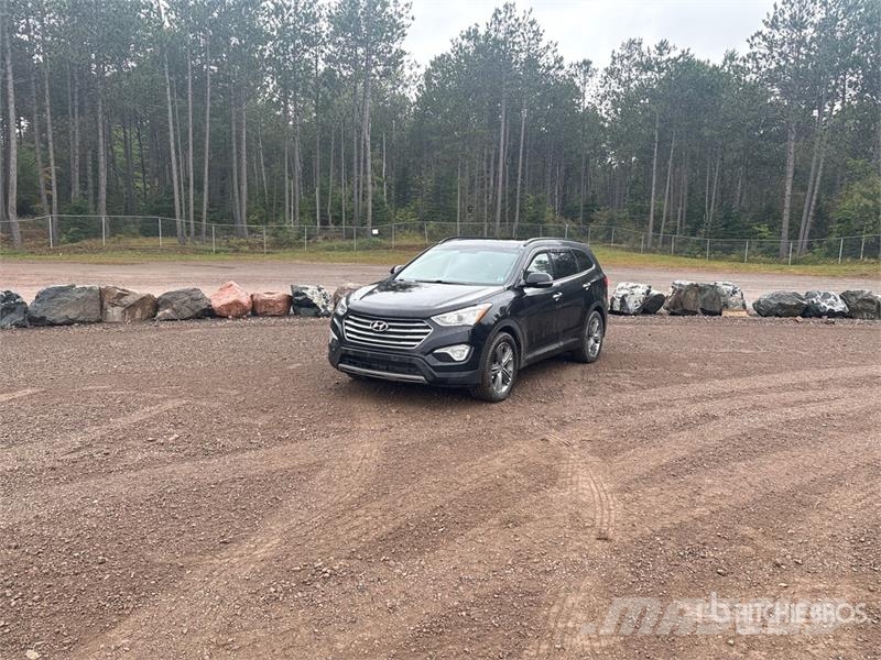 Hyundai Santa Fe Xl AWD SUV Cars
