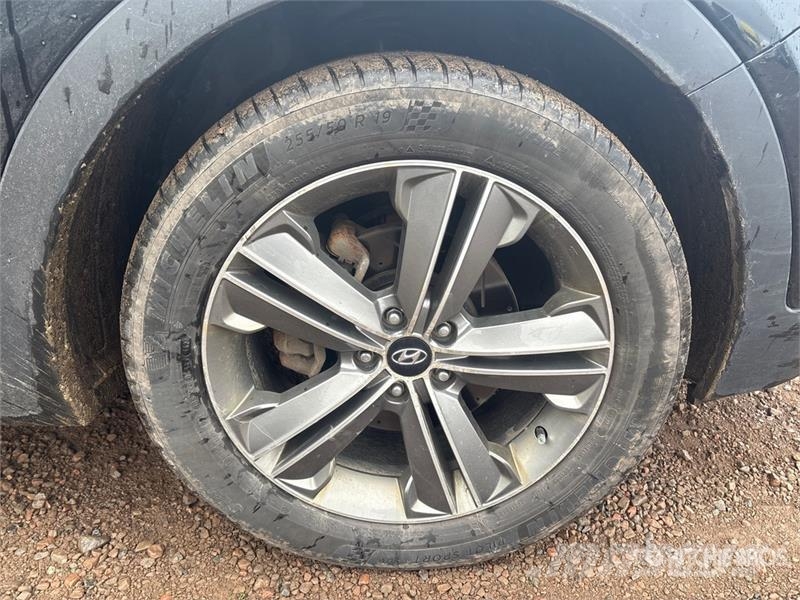 Hyundai Santa Fe Xl AWD SUV Cars