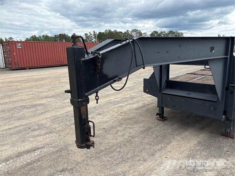 Imperial GN833 10TR 33 ft T/A Gooseneck Equipment Trailer Ремаркета за превоз на автомобили