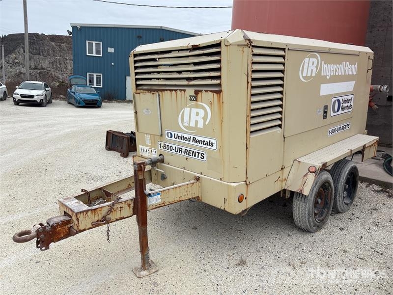Ingersoll Rand XP-825WCU 825 cfm Mobile Air Compressor Kompresory