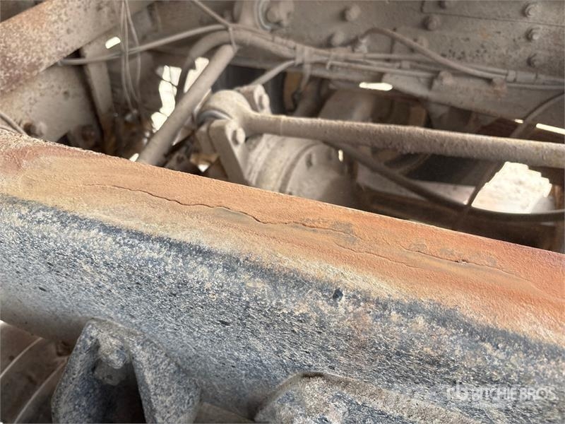International 4000 6x4 T/A Dump Truck Autobasculanta