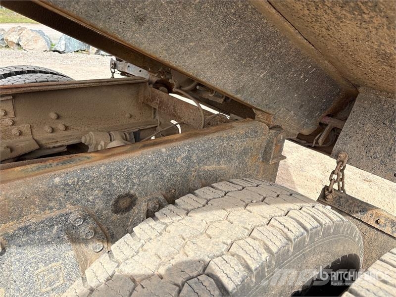 International 4000 6x4 T/A Dump Truck Autobasculanta