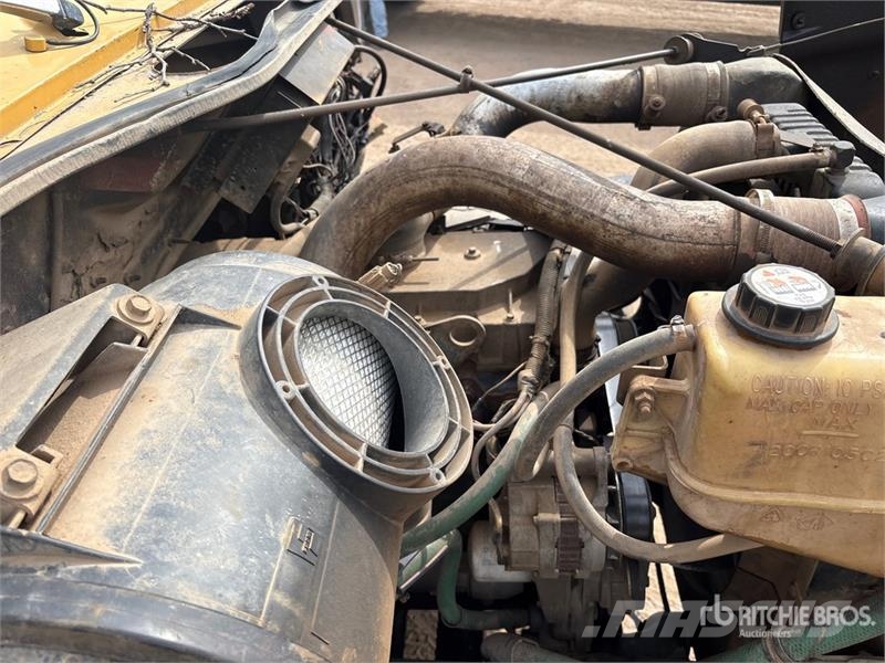 International 4000 6x4 T/A Dump Truck Autobasculanta