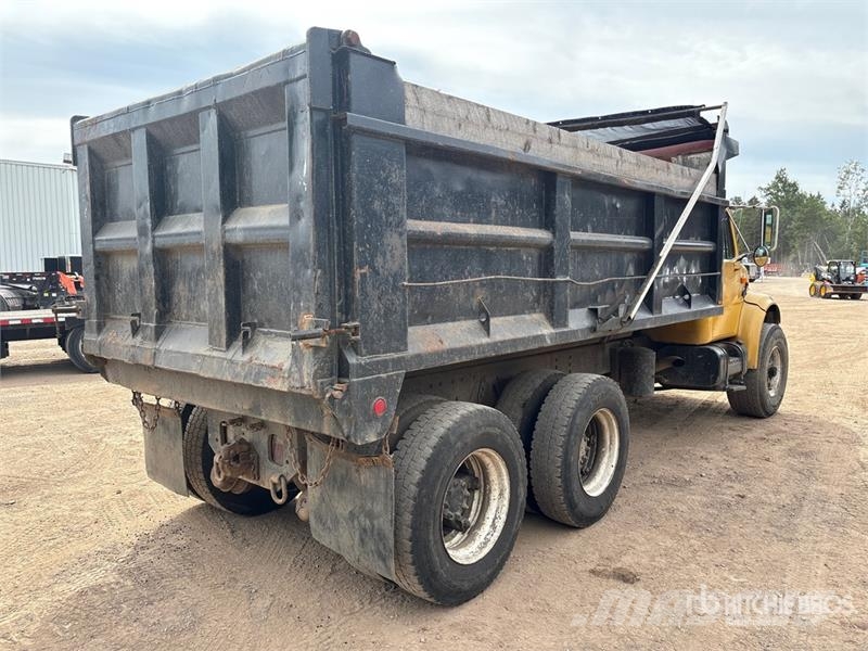 International 4000 6x4 T/A Dump Truck Autobasculanta