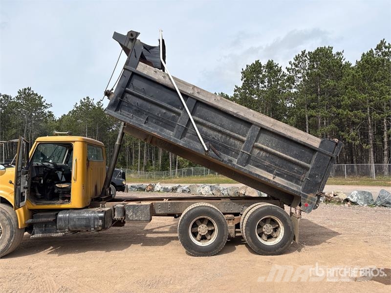 International 4000 6x4 T/A Dump Truck Autobasculanta